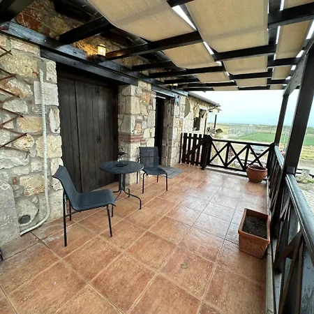 Stone House Nyaraló Pszakúdia
